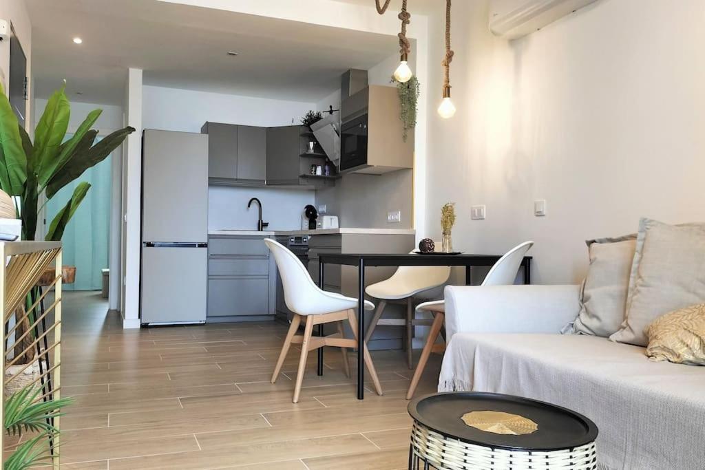 Luxury Penthouse Valentin With Jacuzzi Appartement Corralejo Buitenkant foto