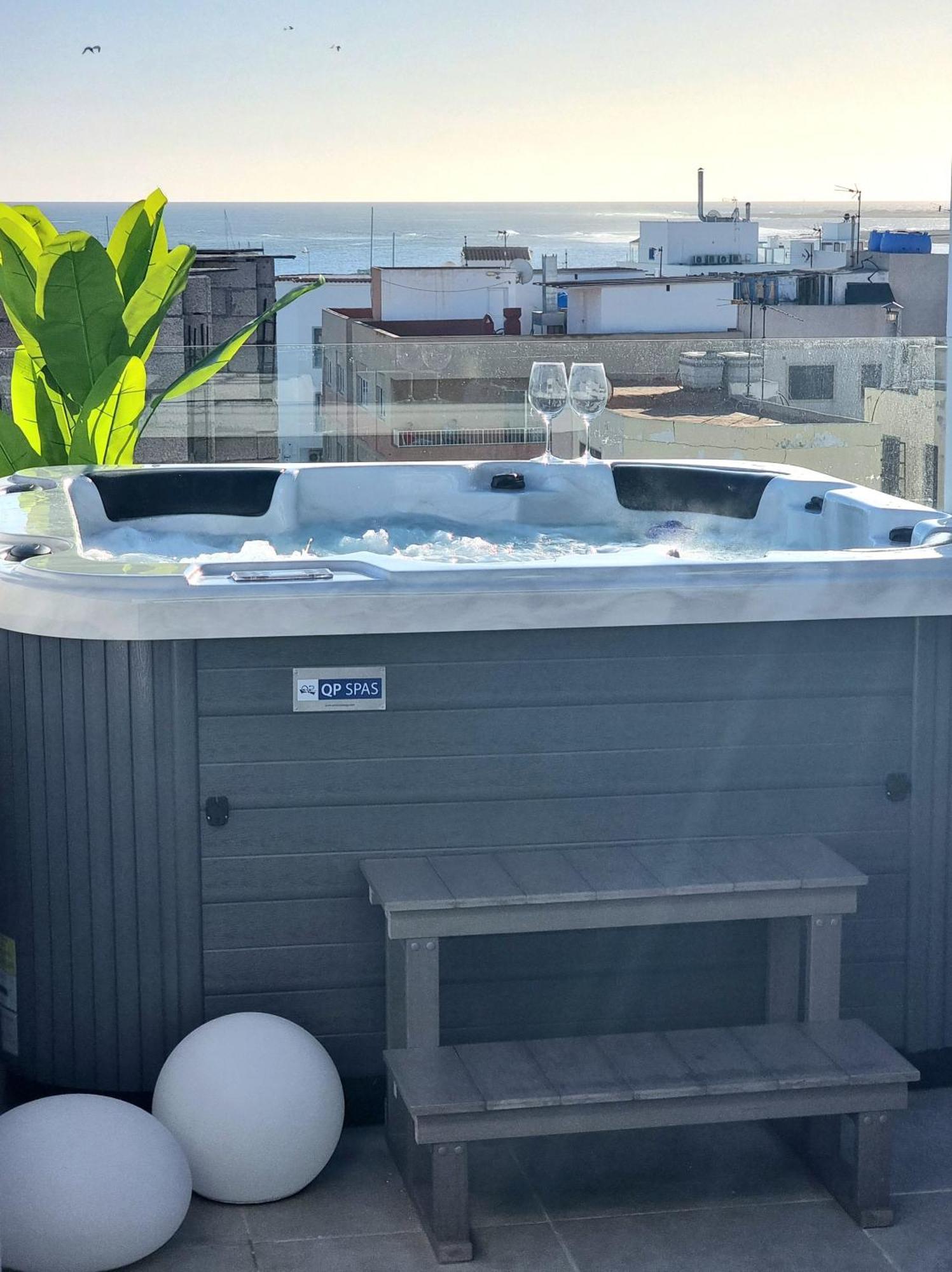 Luxury Penthouse Valentin With Jacuzzi Appartement Corralejo Buitenkant foto
